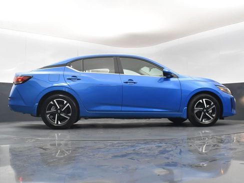 Used 2025 Nissan Sentra SV w/ Trunk Package image 42