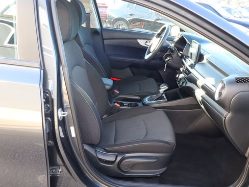 Used 2024 Kia Forte LXS image 22