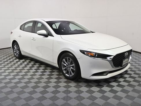 Used 2021 MAZDA MAZDA3 s image 8