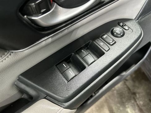 Used 2017 Honda CR-V EX-L image 19