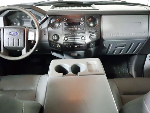 Used 2015 Ford F250 XL w/ Power Equipment Group image 26