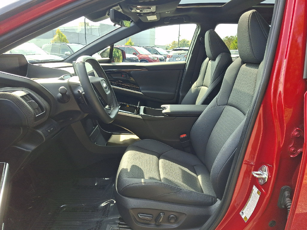 Certified 2024 Subaru Solterra AWD/4WD image 15