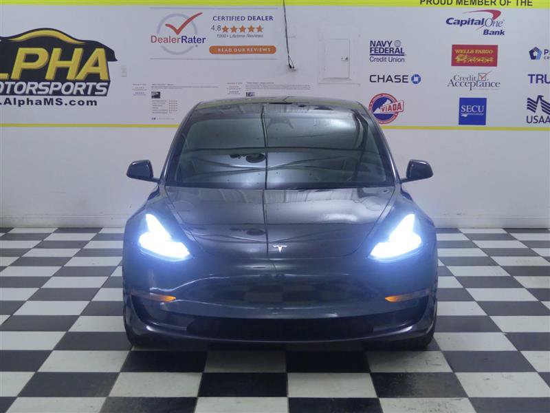Used 2023 Tesla Model 3 Standard Range RWD image 2