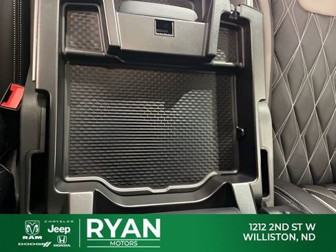 New 2026 RAM 1500 Big Horn AWD/4WD image 41