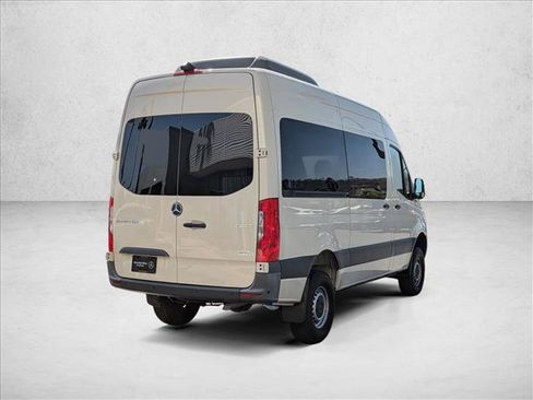 Used 2023 Mercedes-Benz Sprinter 2500 image 5