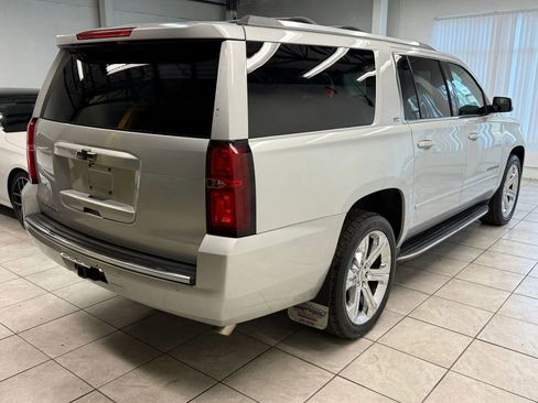 Used 2016 Chevrolet Suburban LTZ image 9