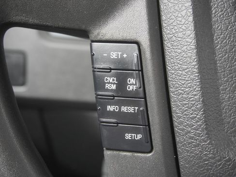 Used 2013 Ford F150 STX w/ Mid Equipment Group AWD/4WD image 15