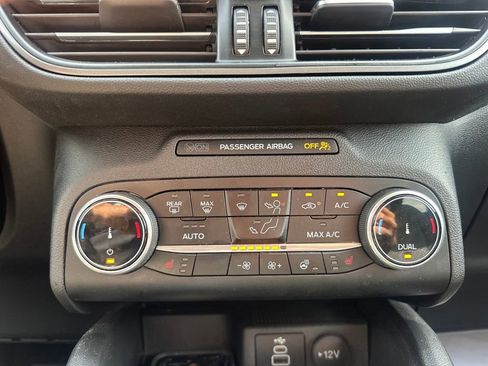 Used 2024 Ford Escape Active w/ Cold Weather Package FWD image 31