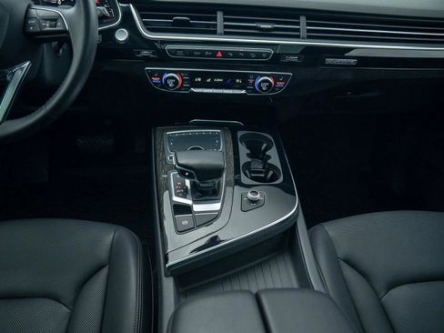 Used 2019 Audi Q7 3.0T Premium Plus w/ Premium Plus Package AWD/4WD image 24