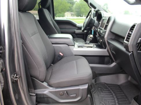 Used 2019 Ford F150 XLT w/ Equipment Group 302A Luxury AWD/4WD image 13