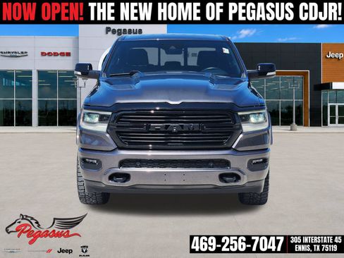 Used 2022 RAM 1500 Laramie AWD/4WD image 6