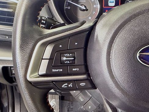 Used 2019 Subaru Crosstrek 2.0i Limited w/ Moonroof Package w/Navigation AWD/4WD image 14