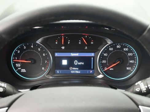 Used 2023 Chevrolet Traverse RS image 12