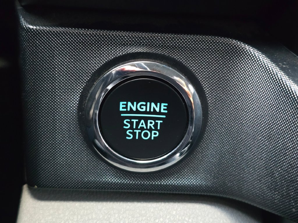 Used 2023 Ford F350 Limited w/ FX4 Off-Road Package AWD/4WD image 20
