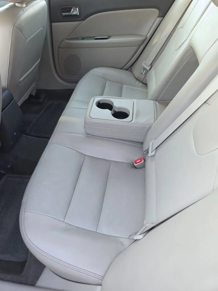 Used 2011 Ford Fusion SEL w/ 301A Rapid Spec Order Code FWD image 20
