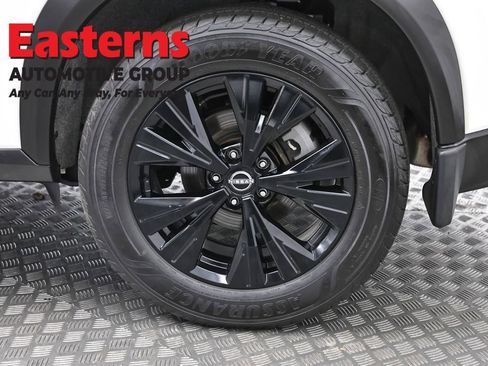 Used 2023 Nissan Rogue SV w/ SV Premium B Package AWD/4WD image 34