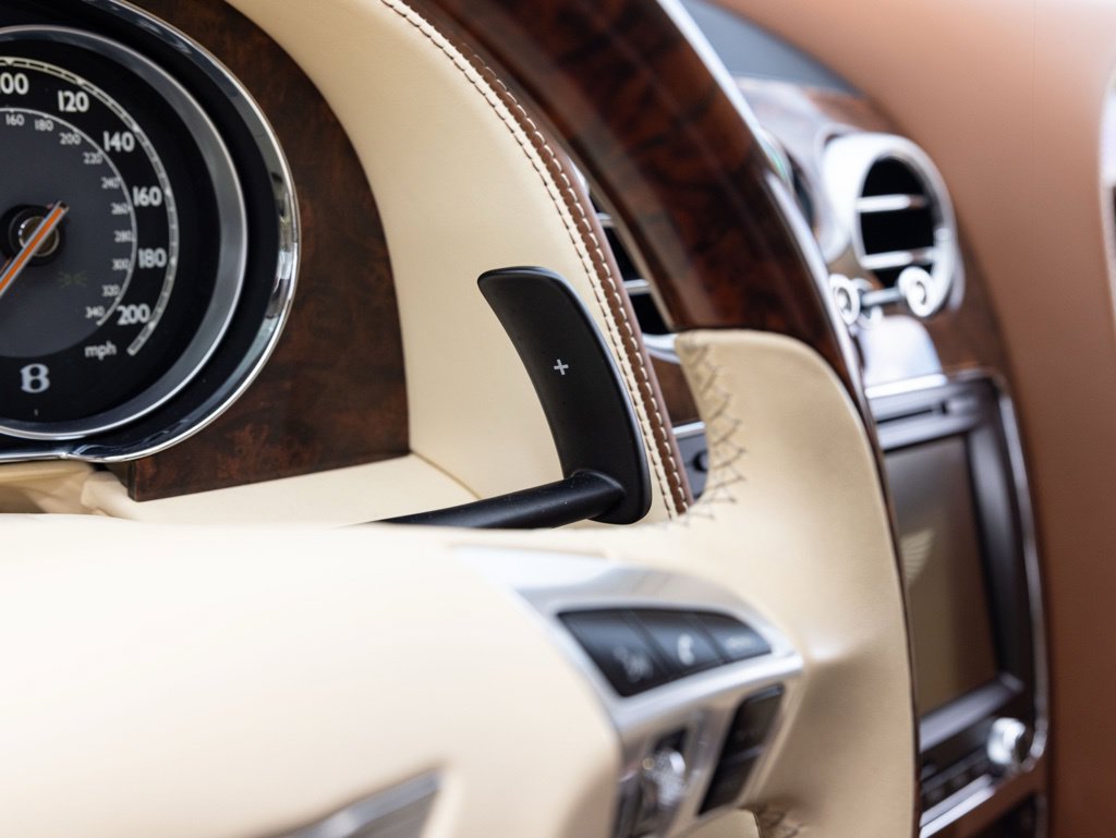 Used 2015 Bentley Flying Spur W12 AWD/4WD image 38