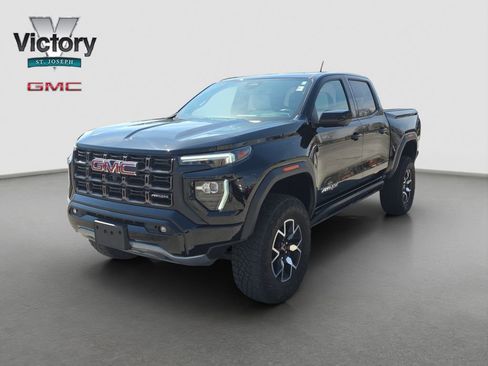 Used 2024 GMC Canyon AT4X AWD/4WD image 3