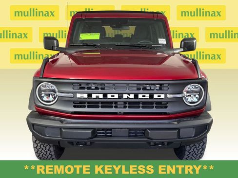 New 2025 Ford Bronco 4-Door AWD/4WD image 14