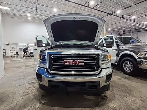 Used 2019 GMC Sierra 3500 4x4 Crew Cab w/ Sierra Convenience Package image 37
