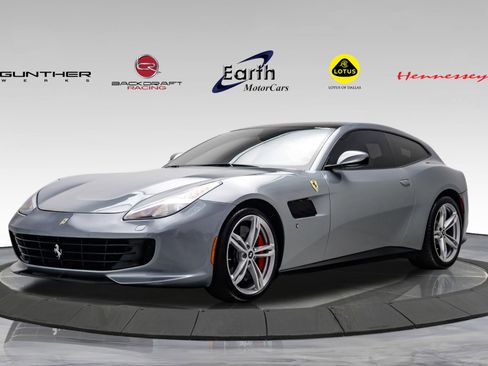 Used 2018 Ferrari GTC4Lusso AWD/4WD image 1