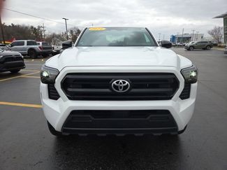 Used 2024 Toyota Tacoma SR w/ SR Upgrade Package AWD/4WD video 2