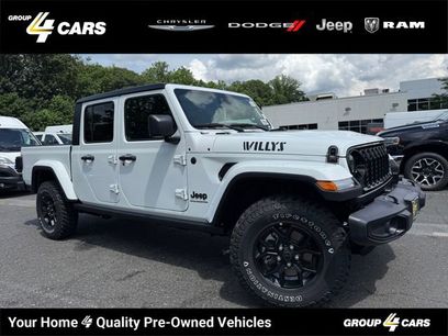 New 2025 Jeep Gladiator Willys