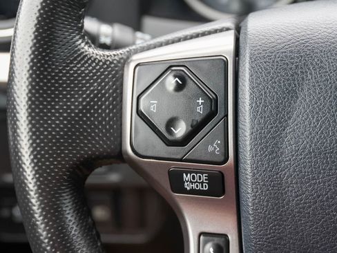 Used 2018 Toyota Tacoma Limited AWD/4WD image 24