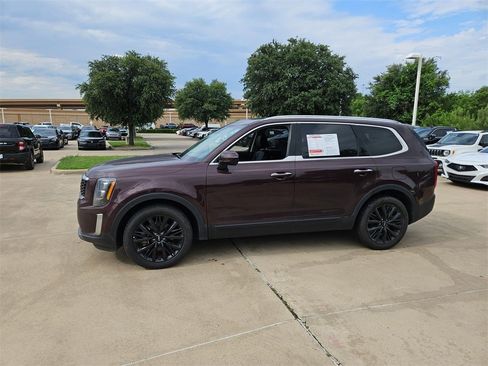 Used 2022 Kia Telluride SX image 6