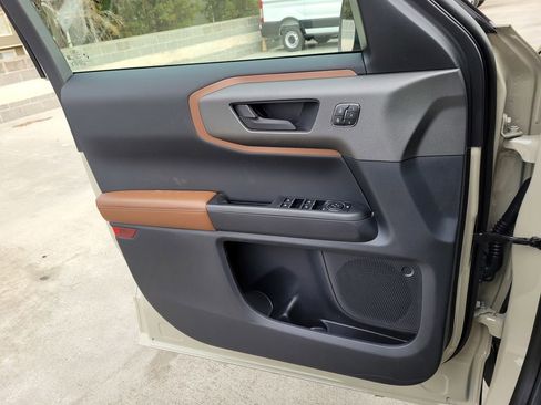 New 2025 Ford Bronco Sport Outer Banks image 35