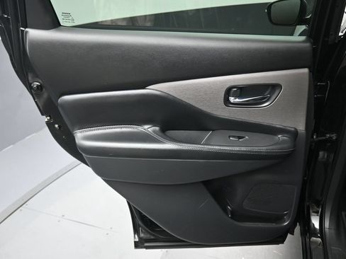 Used 2022 Nissan Murano SV FWD image 26