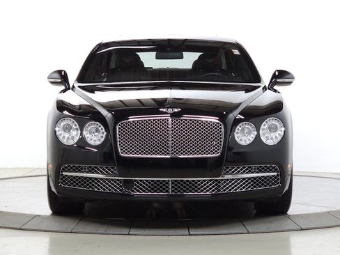 Used 2014 Bentley Flying Spur W12 AWD/4WD image 2