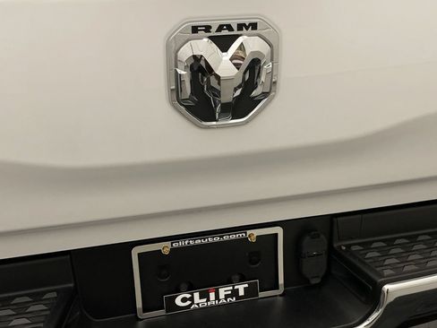 Used 2019 RAM 1500 Big Horn AWD/4WD image 25