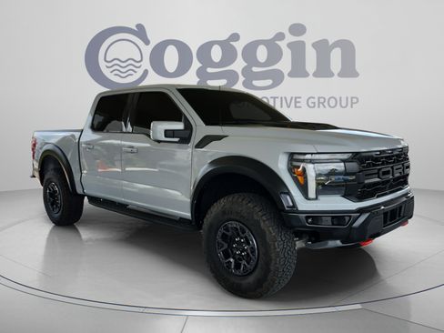 Certified 2025 Ford F150 Raptor w/ Equipment Group 803A Raptor R AWD/4WD image 7