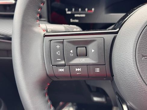 Certified 2025 Nissan Kicks SR image 15