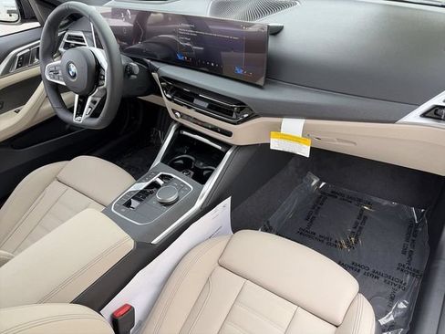 Used 2026 BMW 430i Coupe w/ M Sport Package RWD image 12