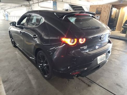 Used 2025 MAZDA MAZDA3 Hatchback w/ Appearance Package AWD/4WD image 4