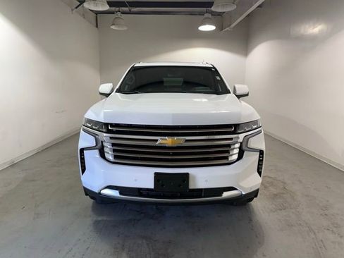 Used 2024 Chevrolet Tahoe High Country image 2
