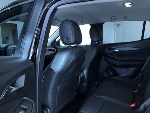 Used 2025 Buick Encore GX Preferred image 20