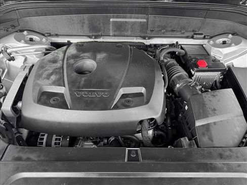 Used 2019 Volvo XC90 T6 Momentum w/ Advanced Package image 21