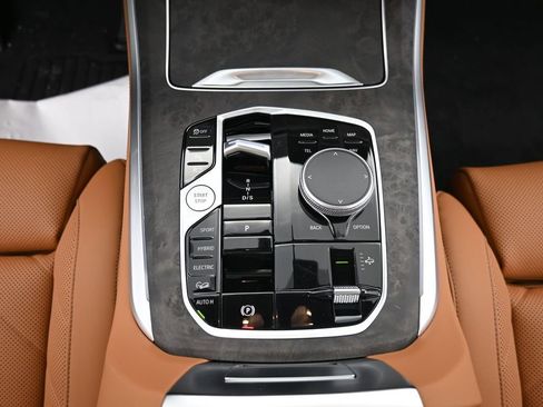 New 2026 BMW X5 xDrive50e AWD/4WD image 14