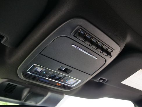 Used 2024 Ford F250 Platinum AWD/4WD image 18