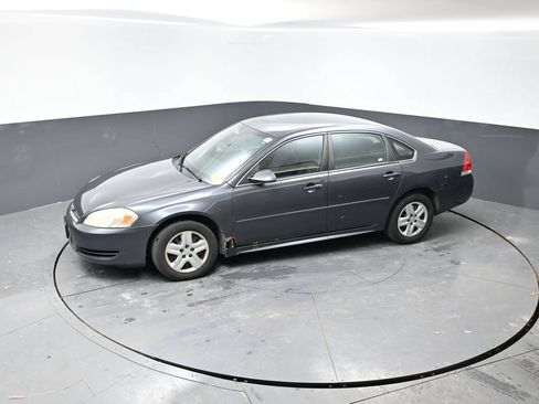 Used 2010 Chevrolet Impala LS FWD image 16