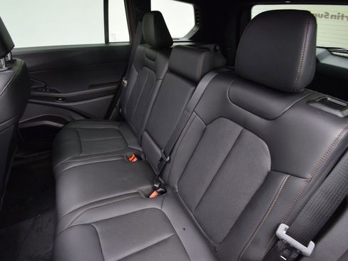 New 2026 Jeep Cherokee Overland image 37