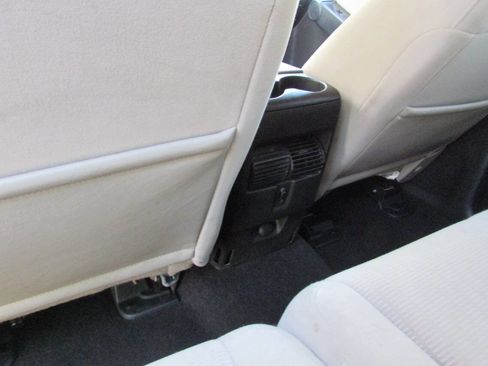 Used 2008 Ford Explorer XLT image 19