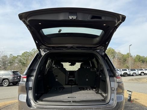 New 2025 Jeep Grand Cherokee L Altitude image 34