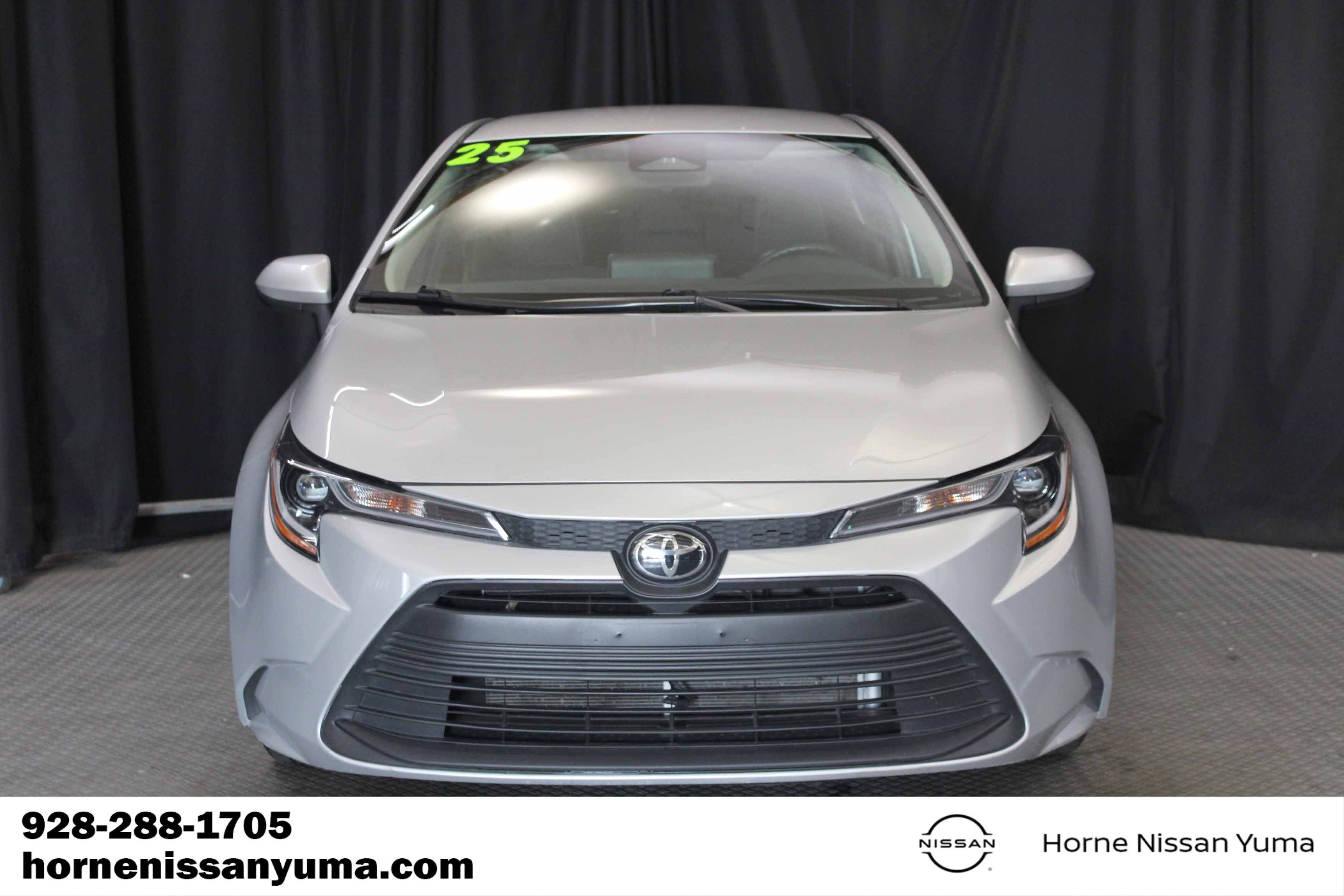Used 2025 Toyota Corolla LE FWD image 2