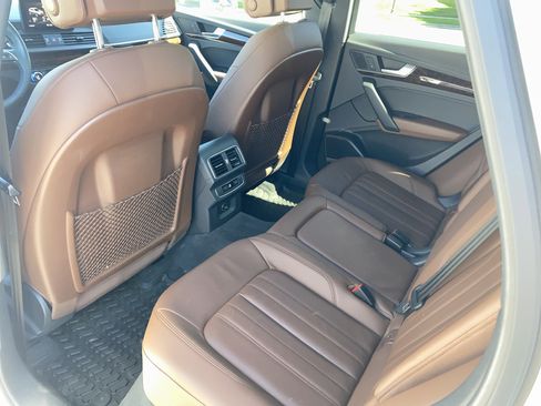 Used 2018 Audi Q5 2.0T Premium Plus w/ Premium Plus Package AWD/4WD image 19