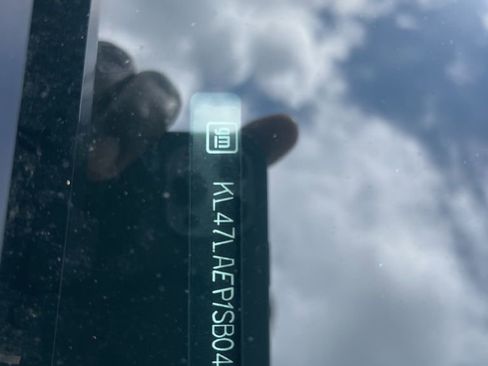 Used 2025 Buick Envista Preferred w/ Convenience II Package FWD image 7