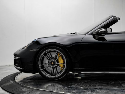 Used 2022 Porsche 911 Turbo S image 9